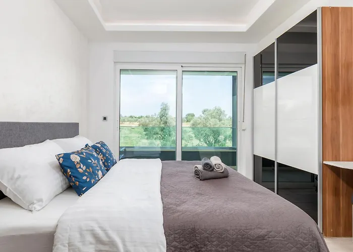 Five-bedroom In Vakantiehuis