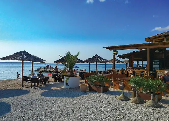 Vakantiehuis Five-bedroom In *