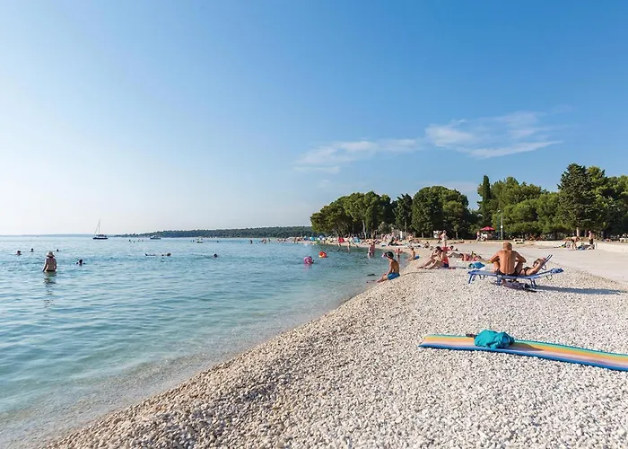 Five-bedroom In Vakantiehuis Fažana